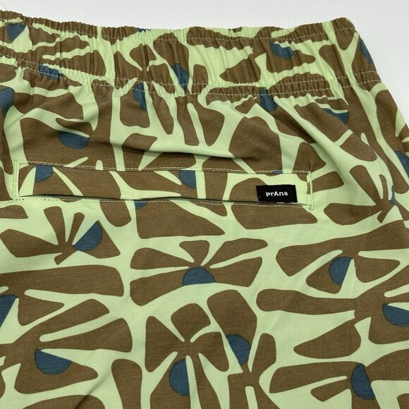 PrAna Metric E-Waist Board Shorts Size XXL Bio Mint Retro Bloom Swim Trunks NWT - Picture 12 of 12